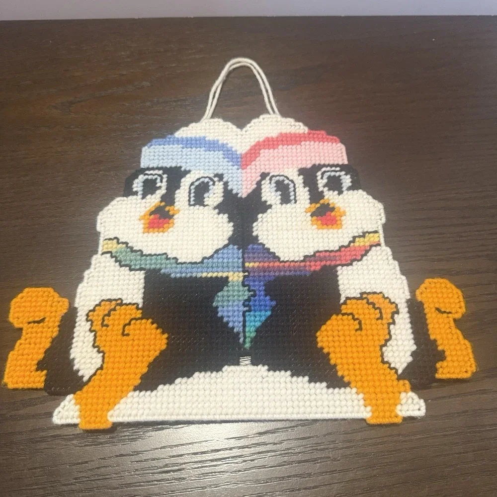 Two winter plastic canvas penguins‎